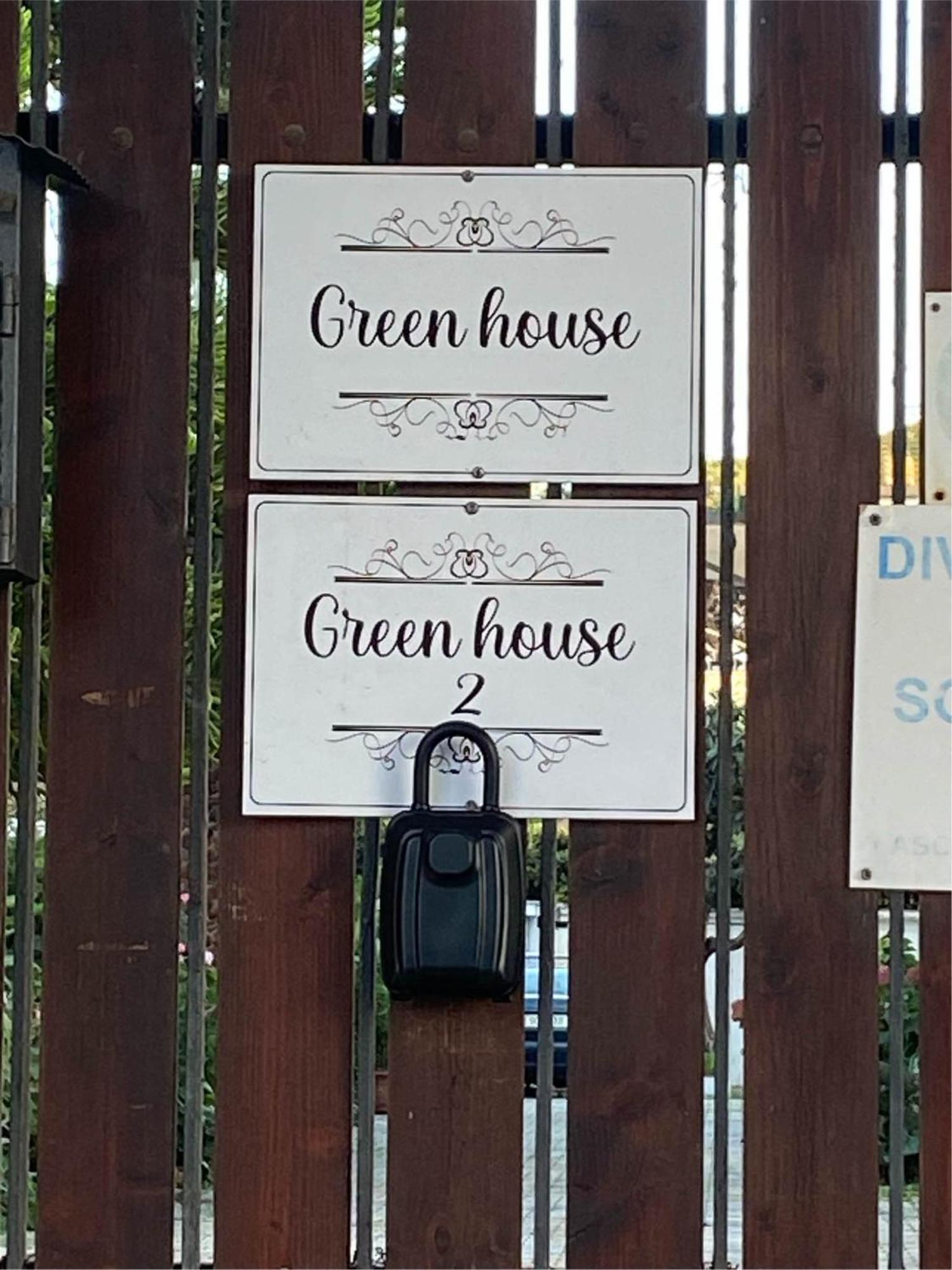 Green House فيوميتشينو المظهر الخارجي الصورة
